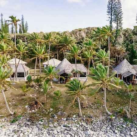 Hotel Nengone Village Mare Екстериор снимка