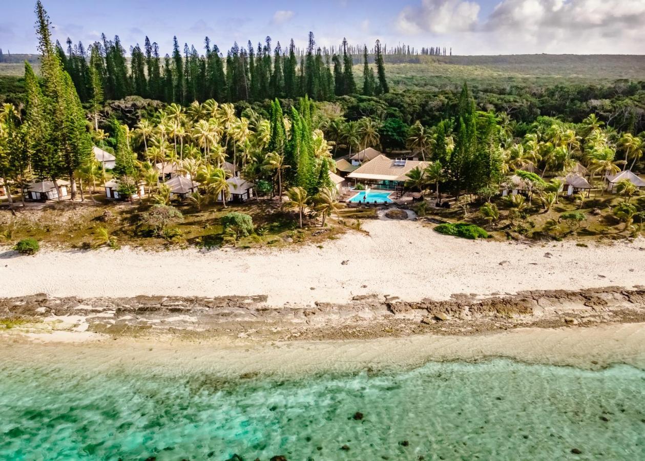 Hotel Nengone Village Mare Екстериор снимка