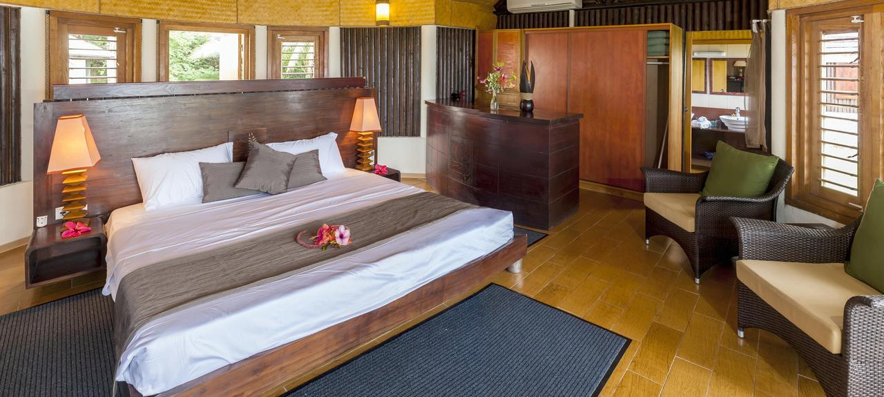 Hotel Nengone Village Mare Екстериор снимка